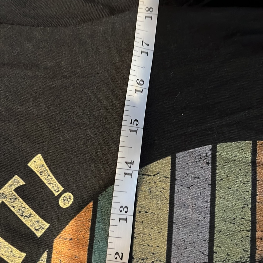 Leslie Jordan T shirt - Picture 4 of 5